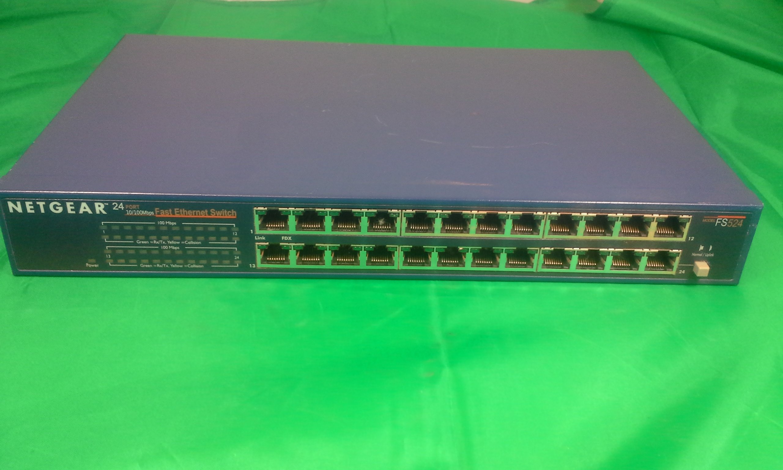 Amazon.com: Netgear FS524 24-Port 10/100 Rackmount Ethernet Switch